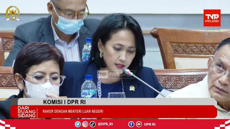 Pendapat Christina Aryani dalam Rapat Kerja Komisi I mengenai Fenomena Pengungsi Rohingya di Aceh